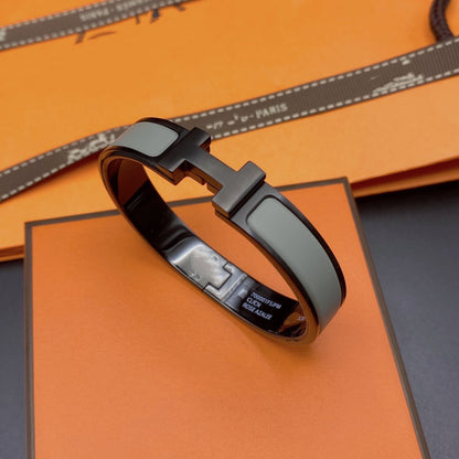 [⭐⭐JeweliWhal]CLIC HM SO BLACK GREY BRACELET