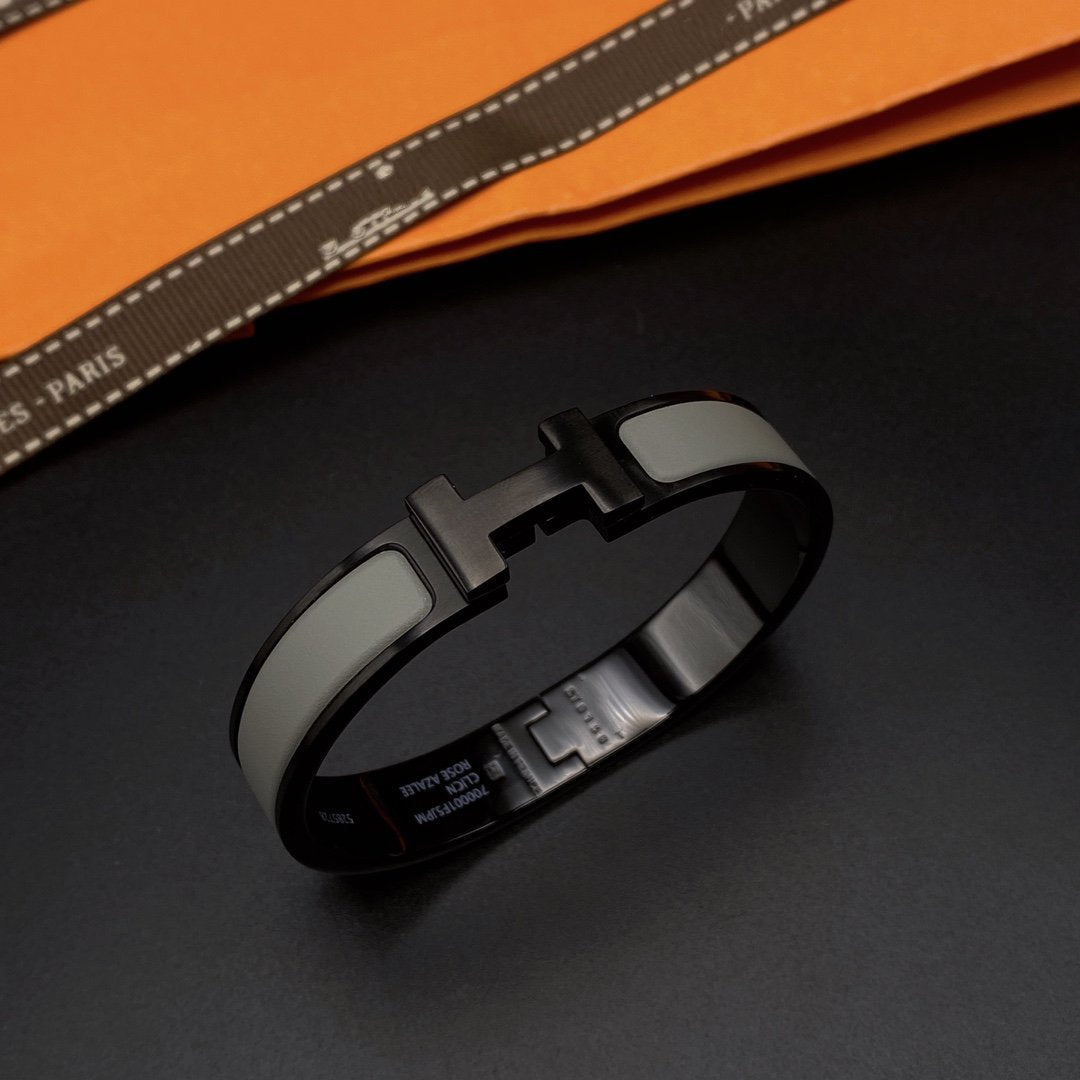 [⭐⭐JeweliWhal]CLIC HM SO BLACK GREY BRACELET