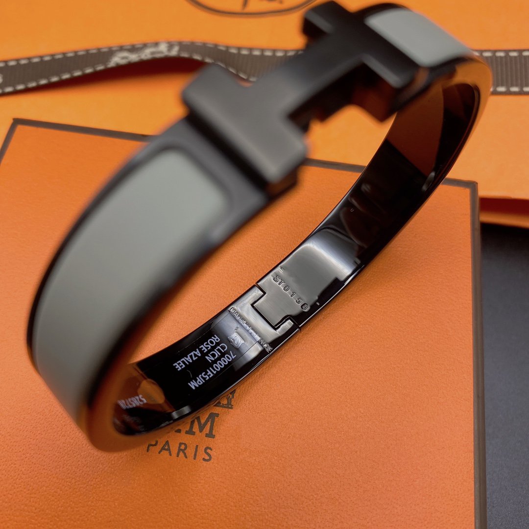 [⭐⭐JeweliWhal]CLIC HM SO BLACK GREY BRACELET