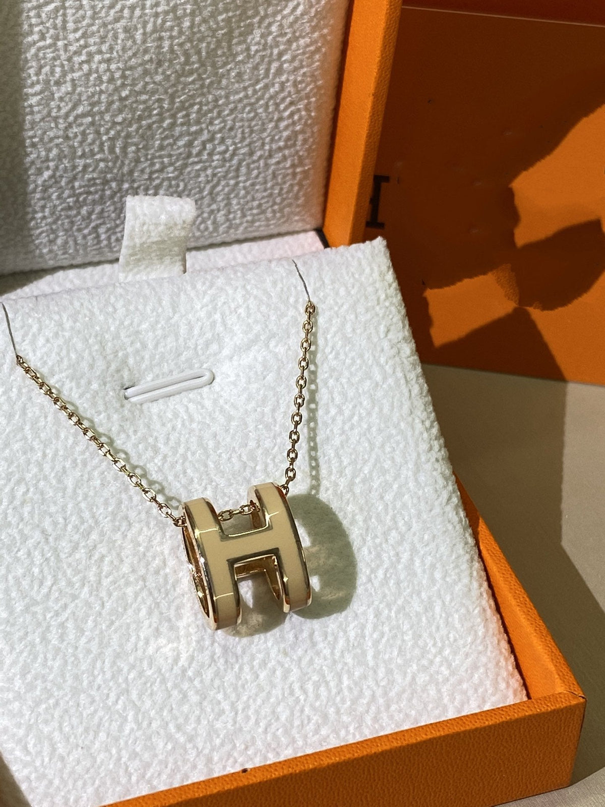 [⭐⭐JeweliWhal]HM CLIC YELLOW ENAMEL GOLD NECKLACE
