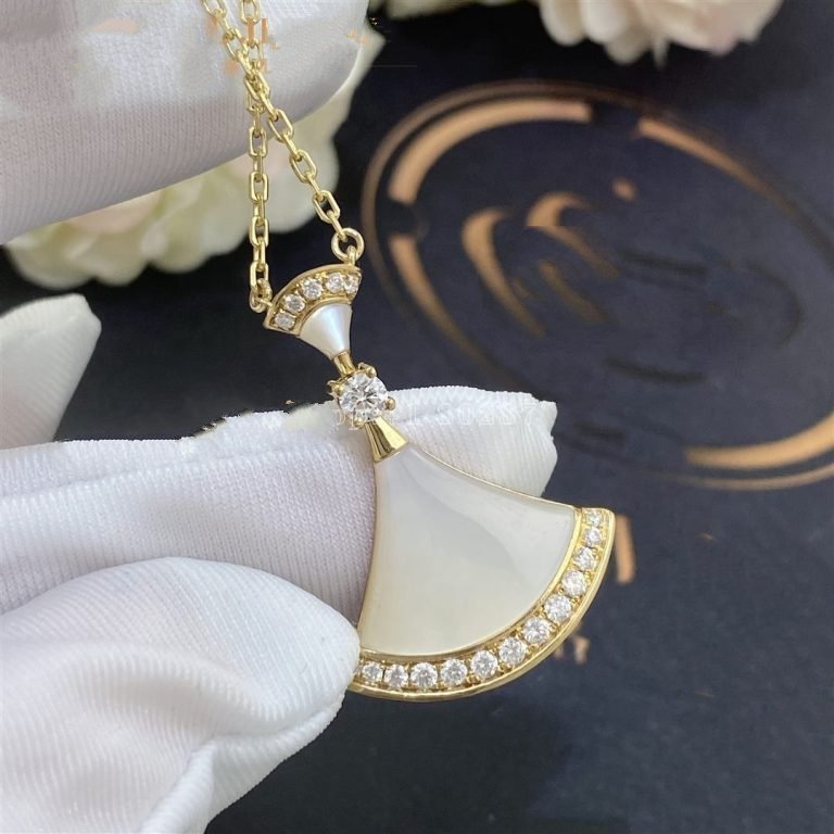 [⭐⭐JeweliWhal]DREAM NECKLACE MOP GOLD DIAMOND