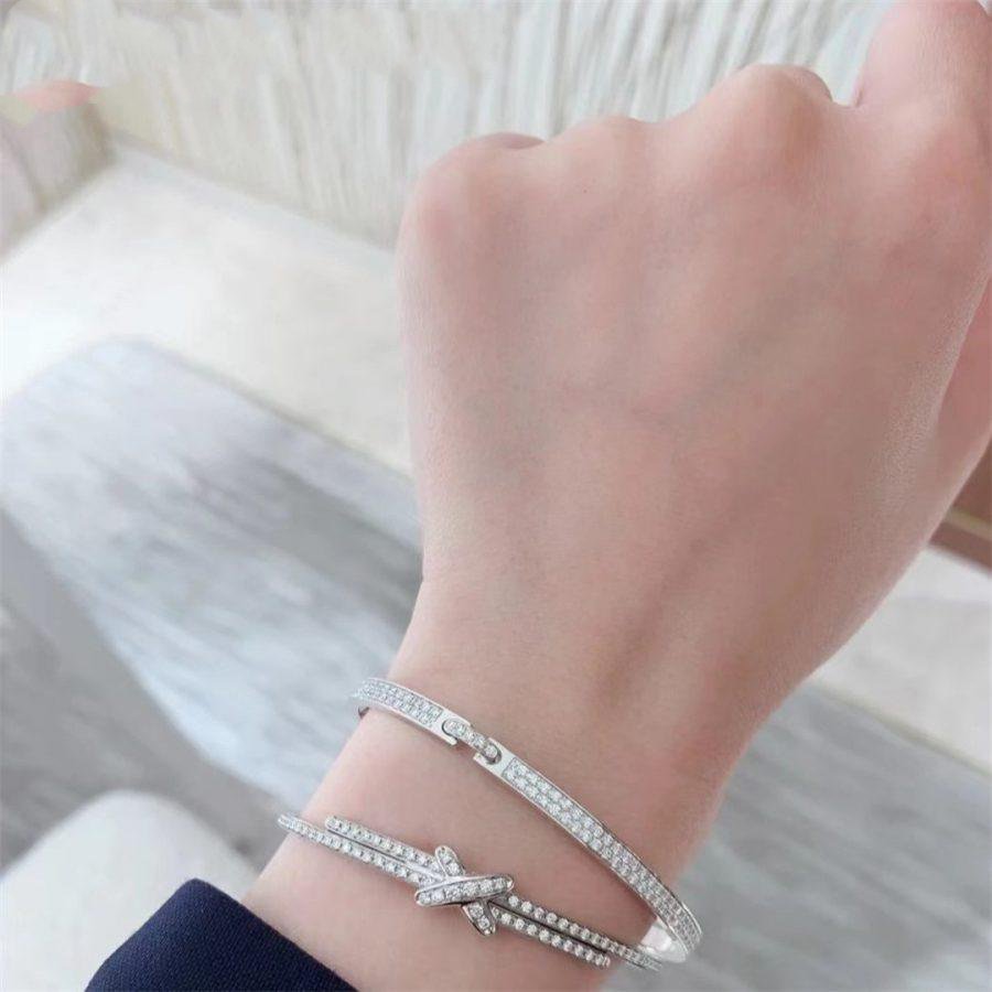 [⭐⭐JeweliWhal]JEUX DE BRACELET DIAMONDS SILVER