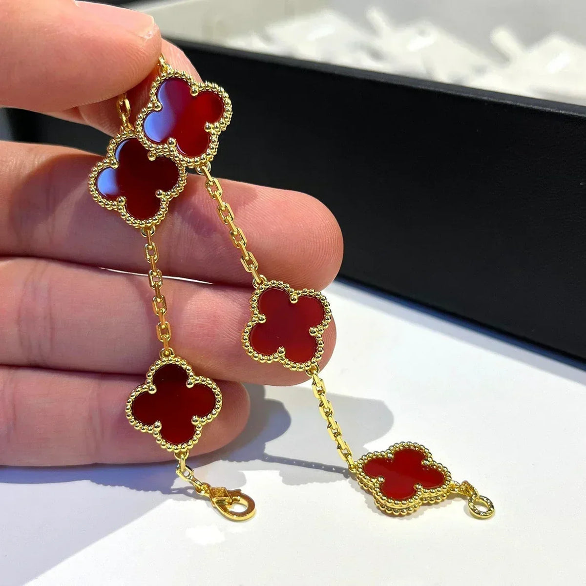 [⭐⭐JeweliWhal] CLOVER 5 MOTIF RED CORNELIAN BRACELET COLLECTION