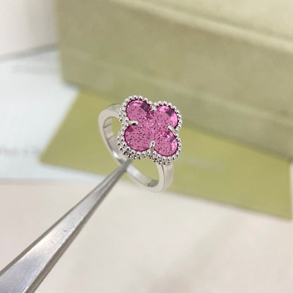 [⭐⭐JeweliWhal]NEW ROSE QUARTZ FOUR-LEAF CLOVER RING