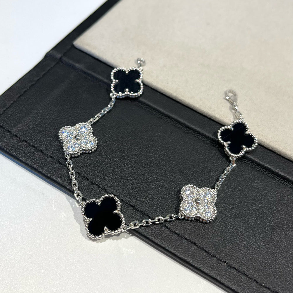[⭐⭐JeweliWhal] CLOVER 5 MOTIF ONYXS BRACELET COLLECTION