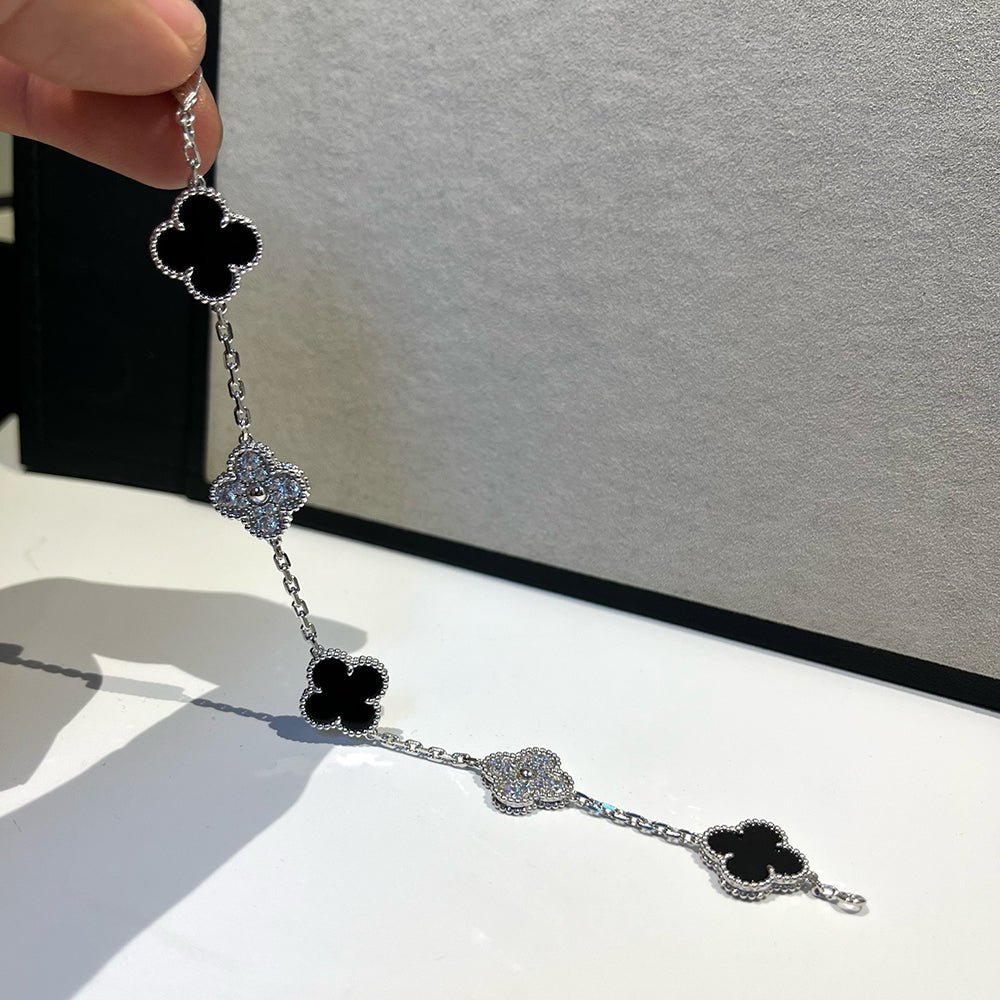 [⭐⭐JeweliWhal] CLOVER 5 MOTIF ONYXS BRACELET COLLECTION