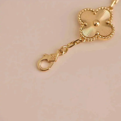 [⭐⭐JeweliWhal] CLOVER 5 MOTIF LASER BRACELET COLLECTION