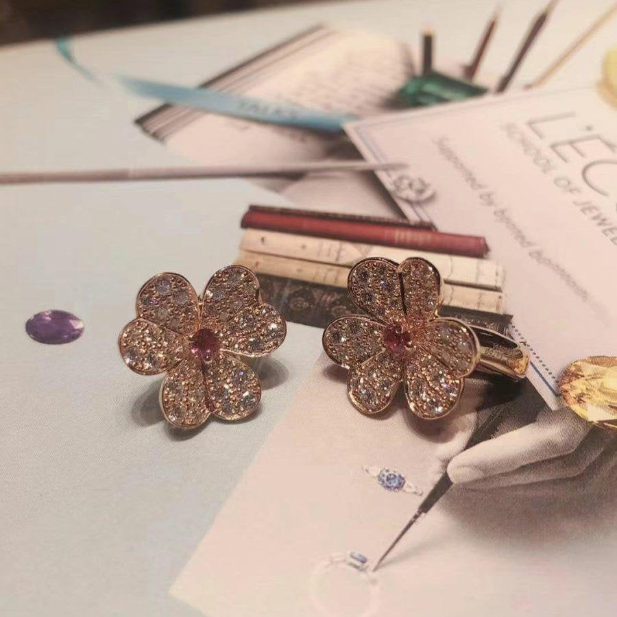 [⭐⭐JeweliWhal]FRIVOLE PINK GOLD FLOWER DIAMOND EARRINGS