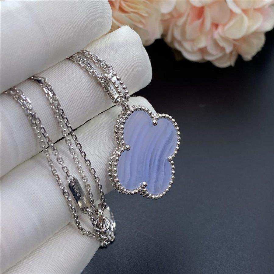 [⭐⭐JeweliWhal]CLOVER SILBER CHALCEDON GROSSE KLEEBALL-HALSKETTE