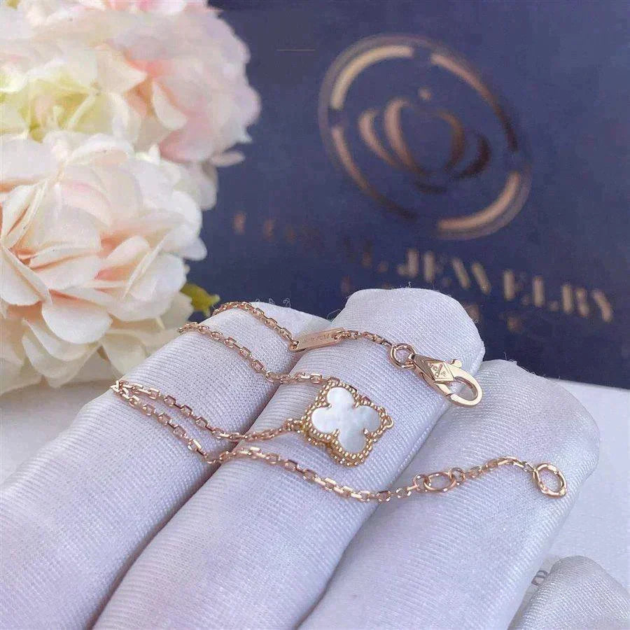 [⭐⭐JeweliWhal]CLOVER WHITE MOP SINGLE FLOWER BRACELET