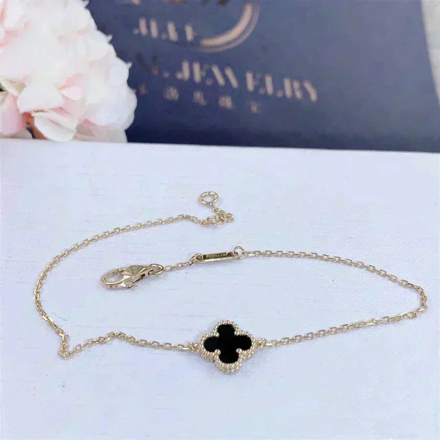 [⭐⭐JeweliWhal]KLEEBLATT-ONYX-ARMBAND MIT EINZELBLÜTE