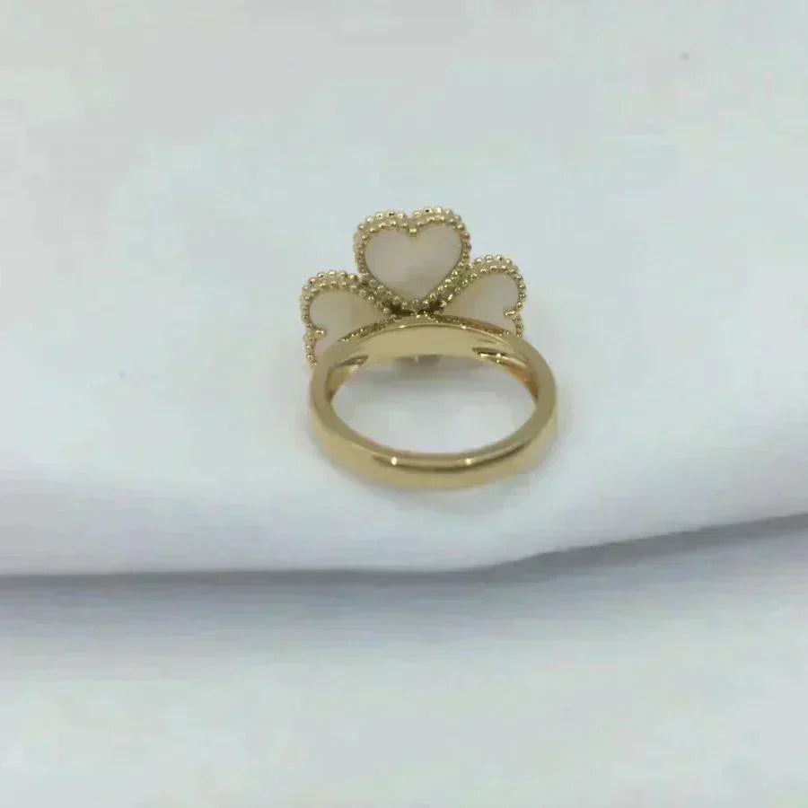 [⭐⭐JeweliWhal]SWEET CLOVER WHITE MOP RING