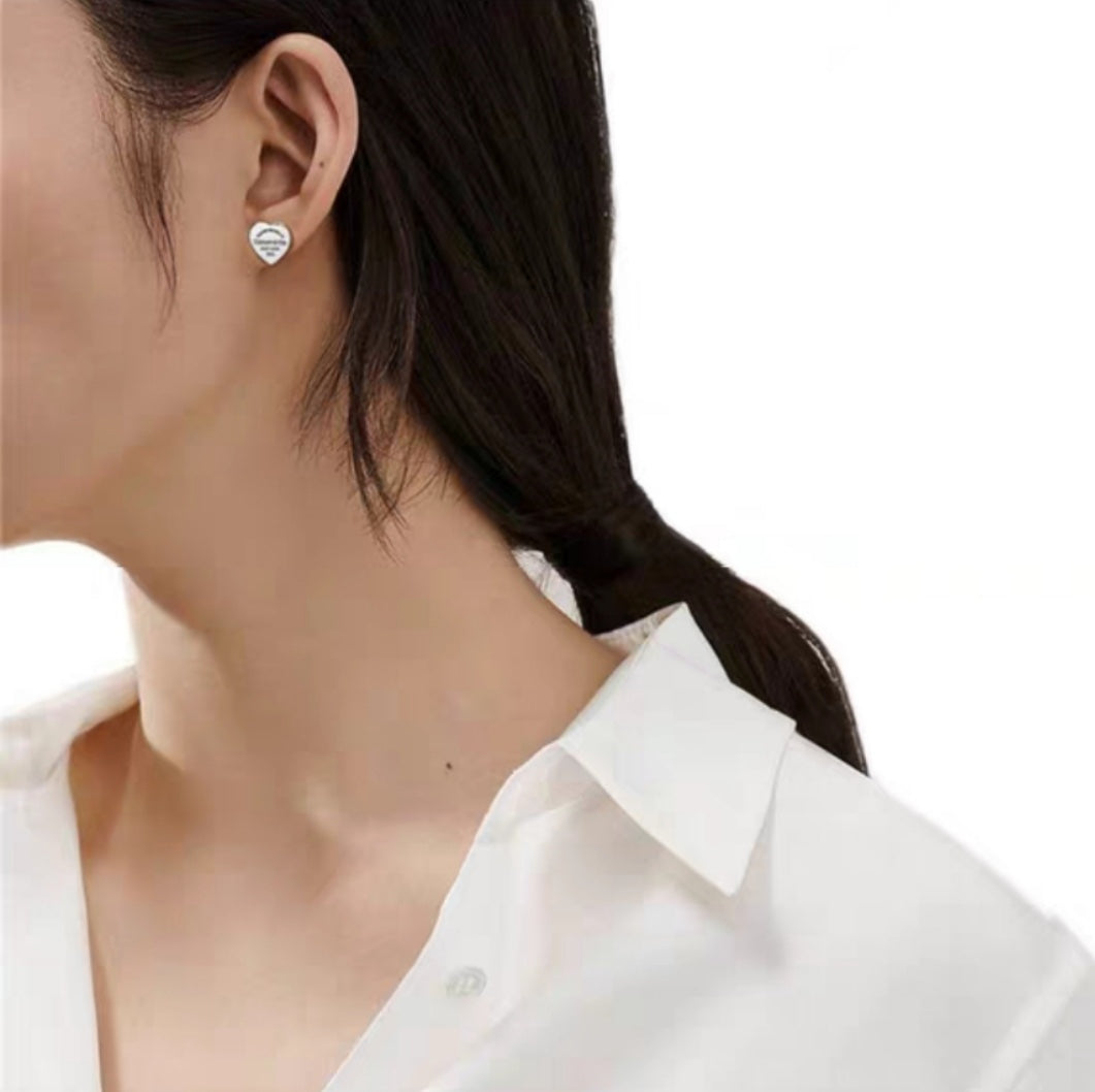 [JeweliWhal]RETURN TO TIF LOVE SILVER EARRINGS