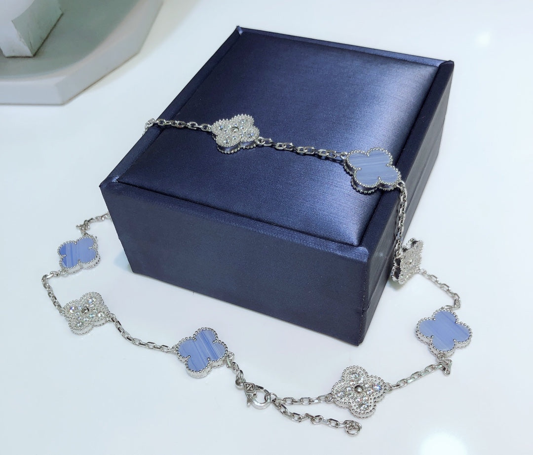 [⭐⭐JeweliWhal]CLOVER 10 MOTIFS CHALCEDONY DIAMONDS SILVER NECKLACE